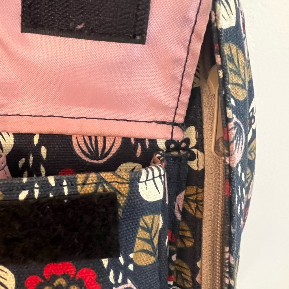 KAVU Women's Floral Sling Bag - Black and Red - Picture 3 of 11
